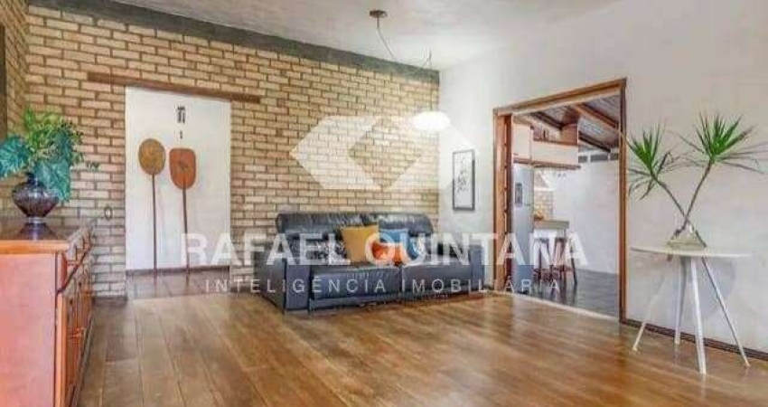 Casa à Vendas, 5 Quartos sendo 1 Suíte, 5 Vagas, 313m², Lagoa da Conceição, Florianópolis - SC