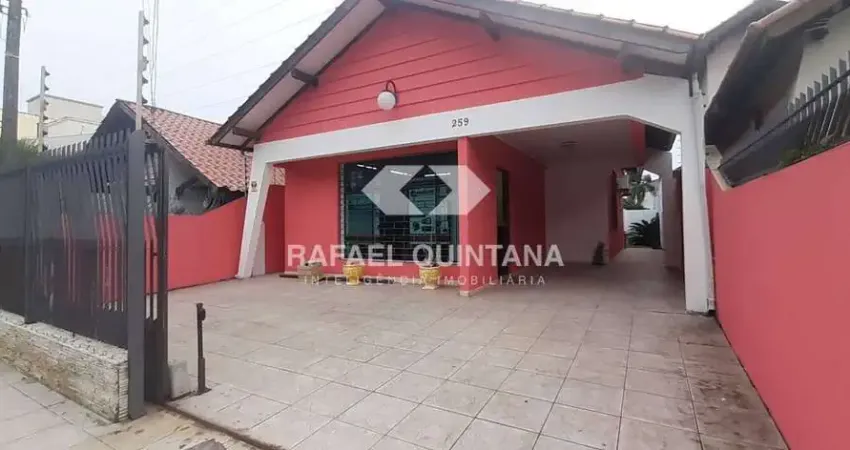 Casa à Venda, 2 Quartos, 3 Vagas, 80m²,  Balneário do Estreito anexo a Marinha do Brasil, Florianópolis - SC
