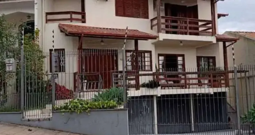 Casa/sobrado à venda com 4 quartos (4 suítes) - capoeiras - florianópolis