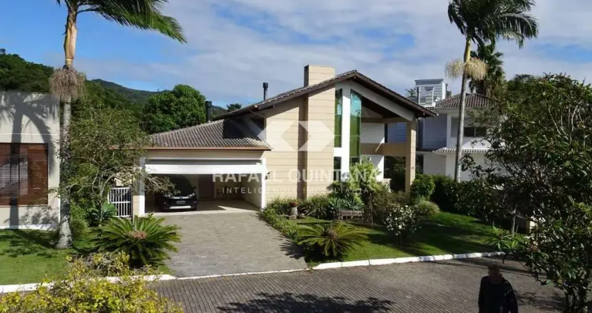 Venda: casa 4 quartos sendo 4 suítes, 4 vagas, condomínio fechado de alto padrão, córrego grande, florianópolis - sc