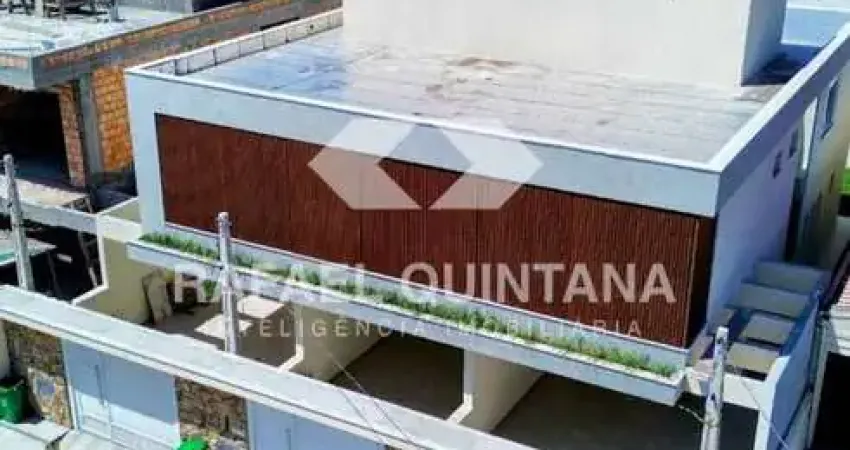 Venda: casa geminada de meio, 2 quartos sendo 2 suítes, 1 vaga, ingleses do rio vermelho, florianópolis - sc