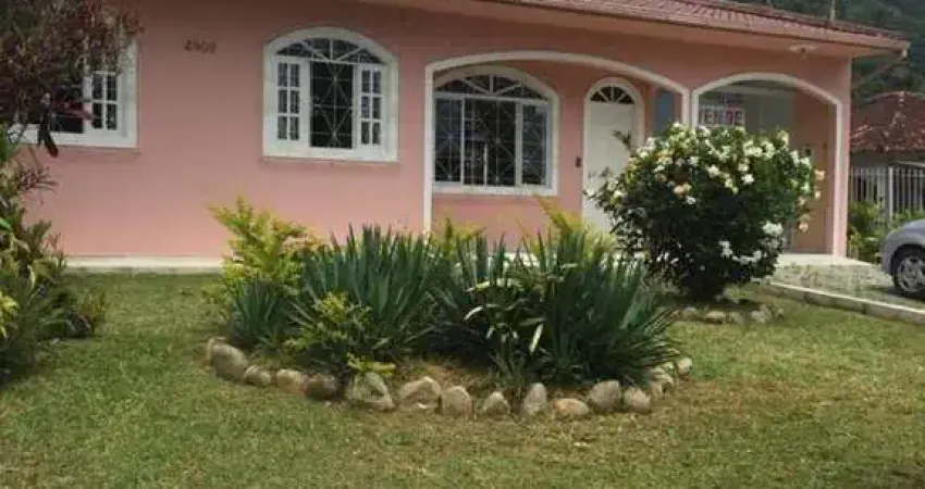 VENDA: Casa 3 Quartos, 2 Vagas, 179m² Privativos, Aririú, Palhoça - SC
