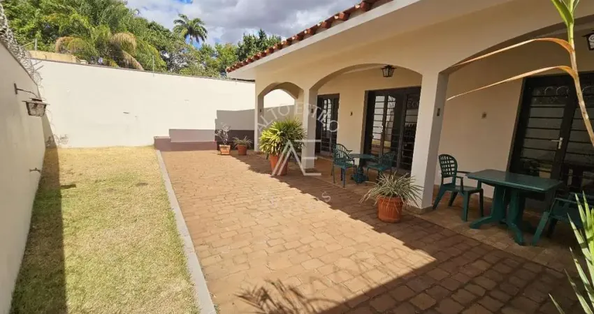 Sobrado para venda em Jardim Sumaré de 295.00m² com 3 Quartos, 1 Suite e 5 Garagens