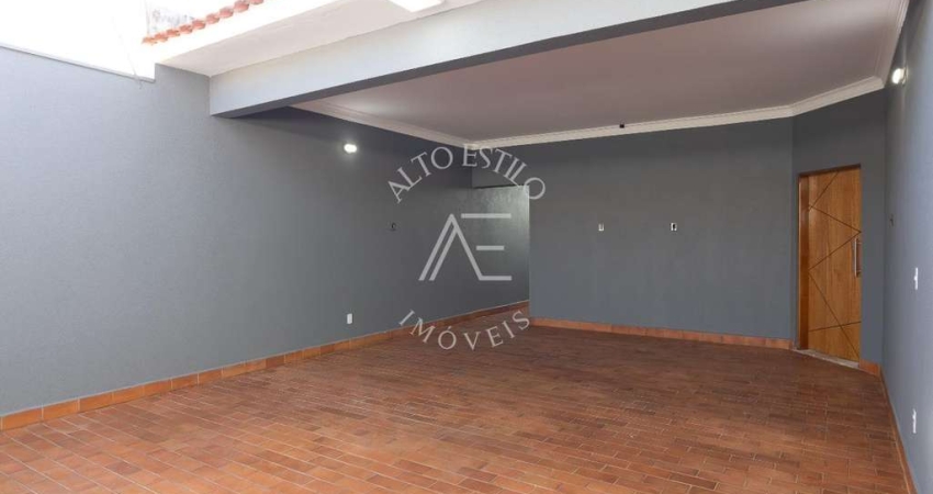 Casa para venda em Parque Residencial Cândido Portinari de 336.00m² com 3 Quartos, 1 Suite e 4 Garagens