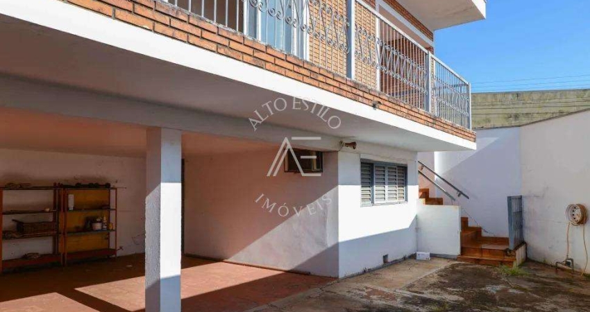 Casa para venda em Parque Dos Bandeirantes de 250.00m² com 3 Quartos, 1 Suite e 6 Garagens