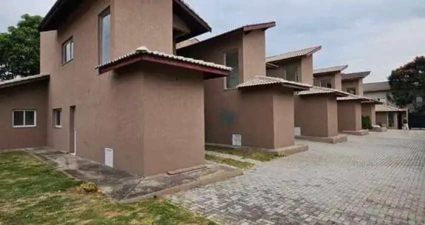 Sobrado com 3 dormitórios à venda, 122 m² por R$ 840.000 - Morumbi - Atibaia/SP