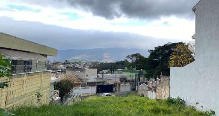 Lote em Atibaia ( Jd. Paulista ) Bairro nobre de Atibaia