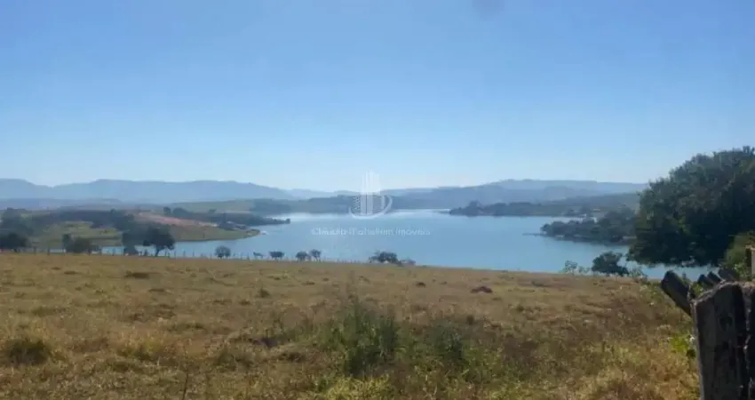 Terreno para Venda em Guapé, Centro, 1 dormitório, 1 banheiro