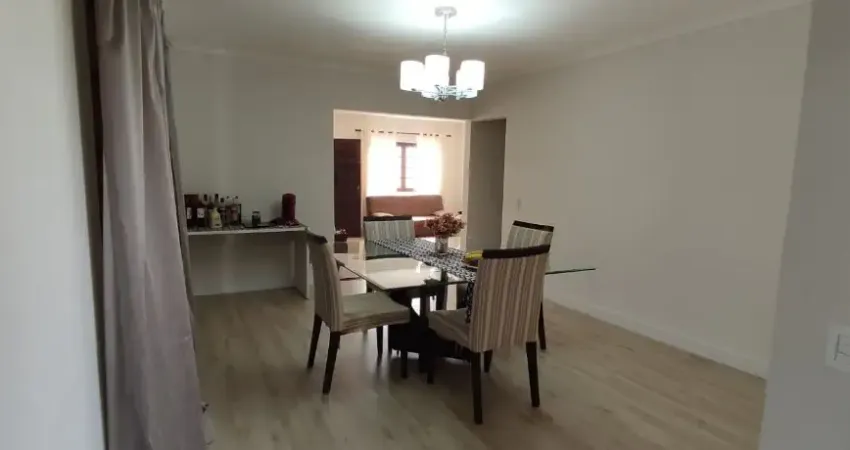 Casa com 3 quartos à venda na Vila Pacífico, Bauru 