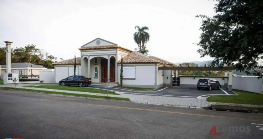 Casa com 5 quartos, 500 m², à venda no Porto Atibaia em Atibaia/SP - CA0581