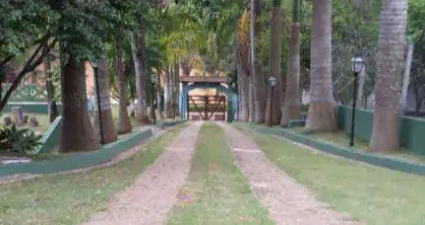 Chácara com 3 dormitórios à venda, 5000 m² por R$ 2.250.000,00 - Portão - Atibaia/SP