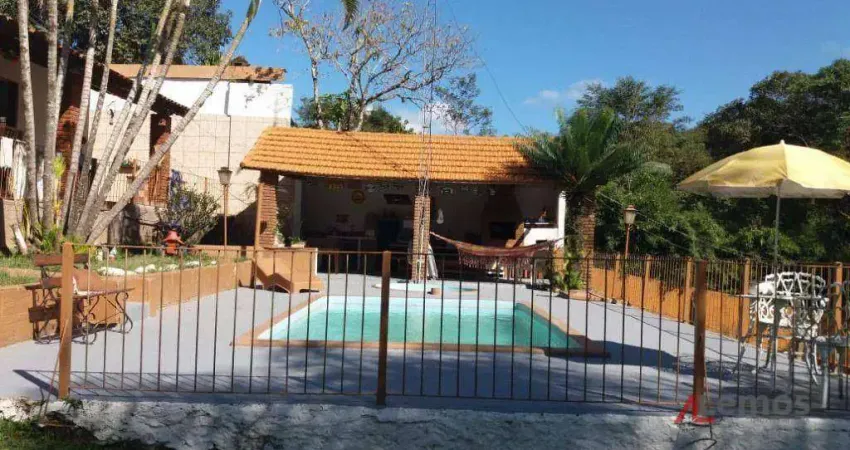 Chácara com 3 dormitórios à venda, no bairro Iara - Atibaia/SP - CH0074