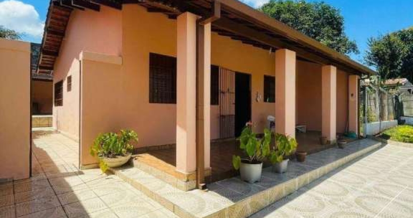 Casa com 2 dormitórios à venda, no bairro Caetetuba em Atibaia/SP - CA2379