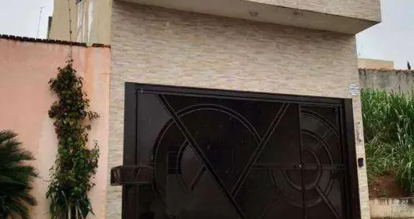 Casa com 3 dormitórios à venda, no Jardim Brogotá em Atibaia/SP - CA2849