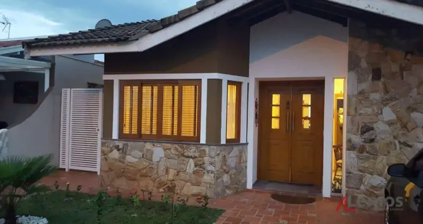Casa à venda, 112 m² por R$ 790.000,00 - Condomínio Santa Mônica - Atibaia/SP