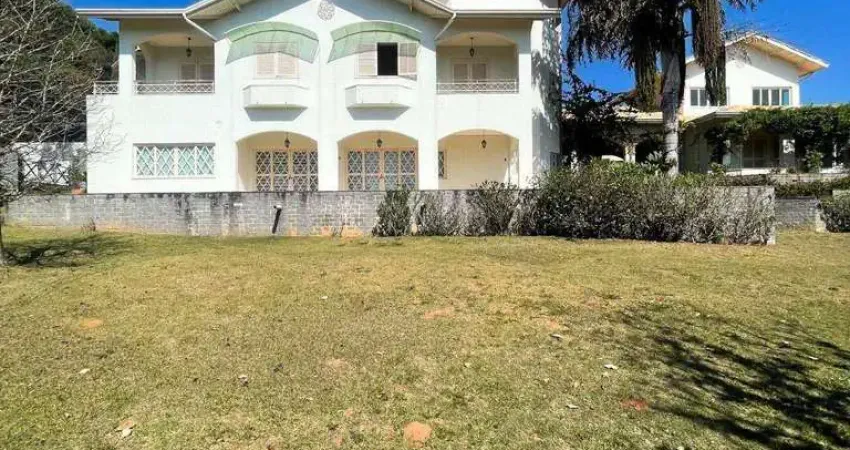 Casa com 4 dormitórios à venda, no Horto Ivan - Atibaia/SP