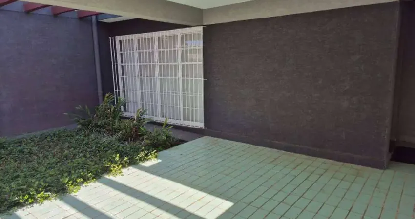 Casa com 3 quartos à venda na Rua Joaquim José da Silva Xavier, 197, Vila Salles, Atibaia