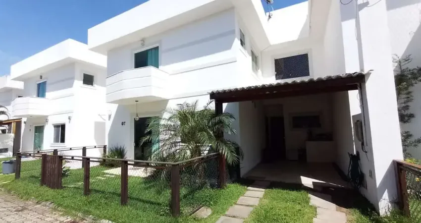 Casa com 4 quartos para alugar no Buraquinho, Lauro de Freitas 