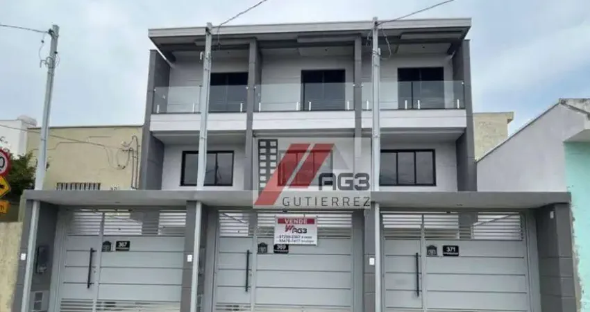 Sobrado novo com duas suítes, área gourmet, lavabo e duas vagas na vila carolina - bairro do limão