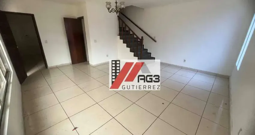 Sobrado com 3 dormitórios e 2 vagas cobertas no bairro do limão