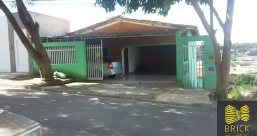 Oportunidade em sousas: casa principal dupla e casa de fundos dupla