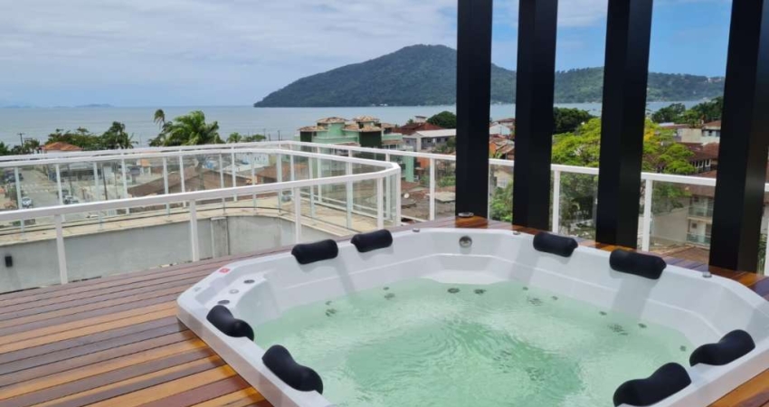 COBERTURA COM 500M², SENDO 3 SUÍTES E VISTA MAR PARA A ORLA DO ITAGUÁ!