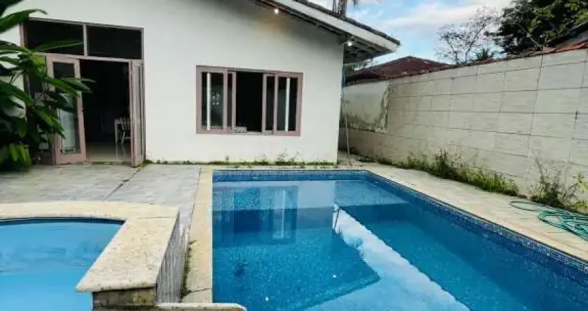 Casa em condomínio fechado com 4 quartos à venda no Horto, Ubatuba 