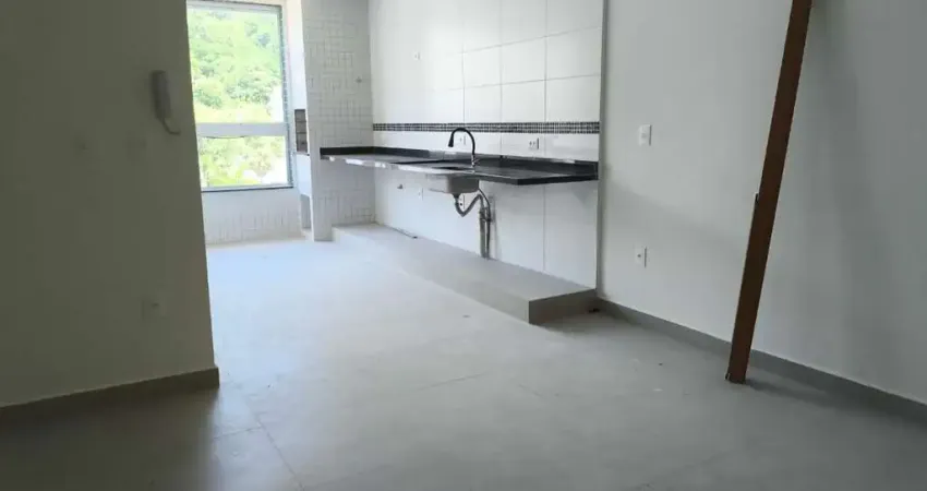 Apartamento de 2 dormitórios, suíte, 61,80m², piscina, elevador. Toninhas. Novísssimo.