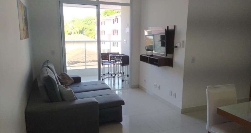 Apartamento de 2 Dormitórios, sendo 1 suíte, Toninhas 2o. andar. Elevador/ Piscina