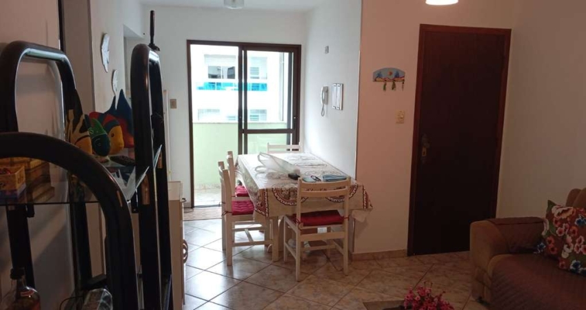 Excelente apartamento no Itaguá