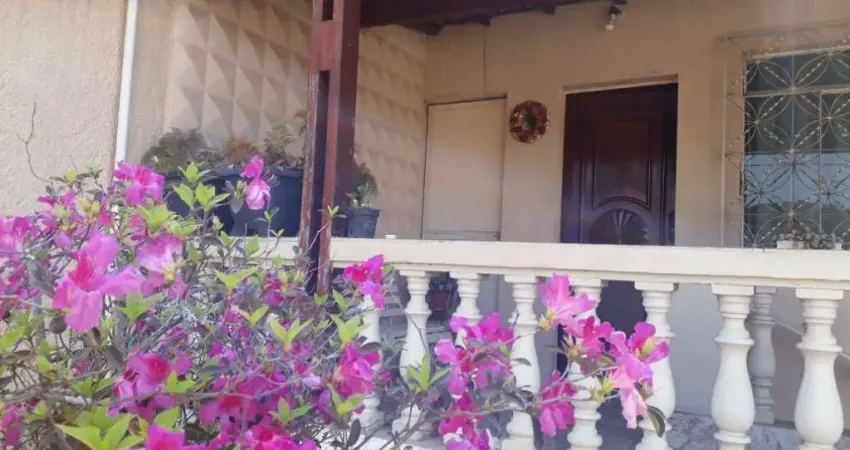 Casa com 3 dormitórios à venda, 167 m² por R$ 450.000 - Fábrica - Juiz de Fora/MG