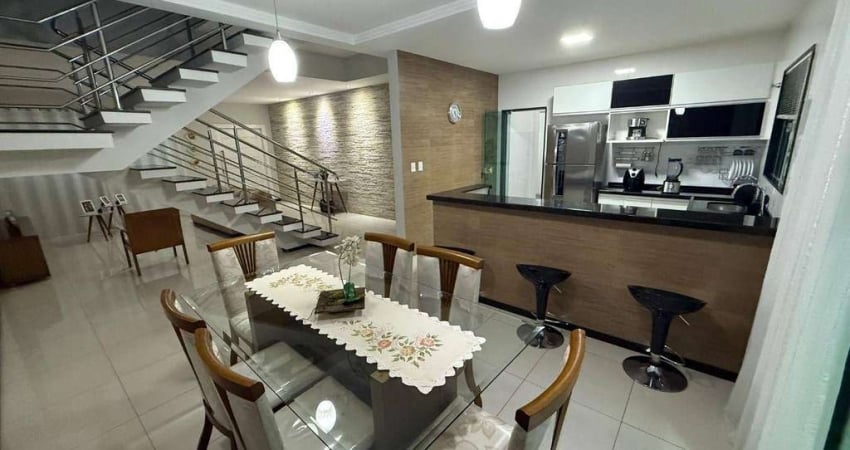 Casa com 3 dormitórios à venda, 313 m² por R$ 1.190.000 - Nova Gramado - Juiz de Fora/MG