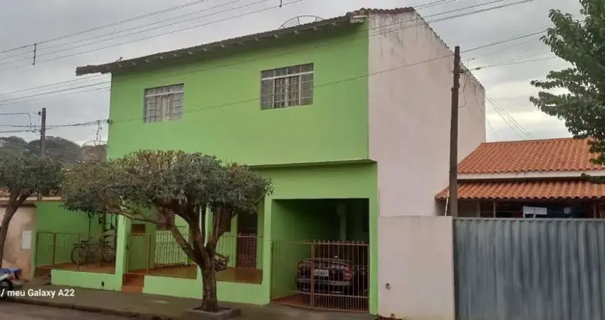 Casa com 5 quartos à venda na Rua Duviglio Furlan, 63, Vila União, Bandeirantes