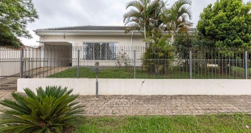 Casa Térrea 3 quartos 1 suíte 2 vagas de garagem no Butiatuvinha - Curitiba/PR