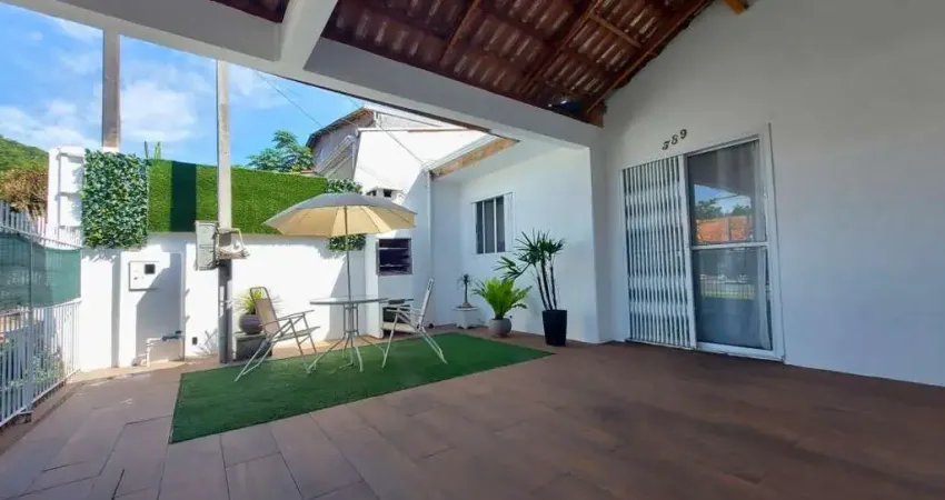 Casa com 2 dormitórios à venda, 50 m² - Cidade Jardim - São José dos Pinhais/PR