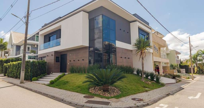 CASA NO CONDOMÍNIO PLAZA MADRID - NEOVILLE - 4 SUÍTES - 5 VAGAS DE GARAGEM 