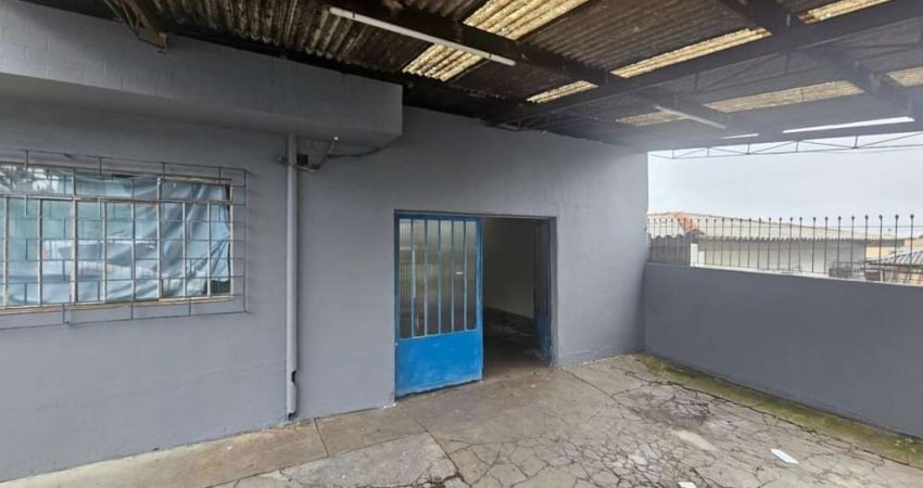 Casa Comercial com 8 ambientes para alugar, 114 m² - Xaxim - Curitiba/PR