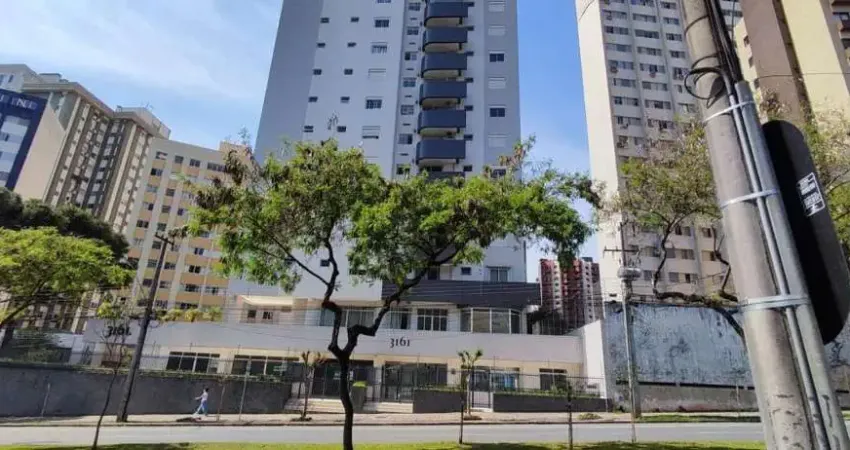 Excelente apartamento semi mobiliado no água verde, face norte/leste