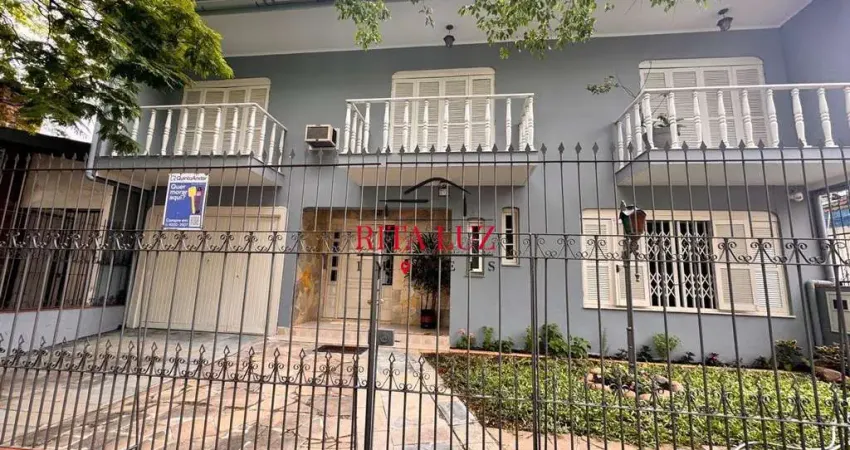 Casa com 3 quartos à venda na Rua Investigador Pedro Loeci Martins, 40, Nonoai, Porto Alegre