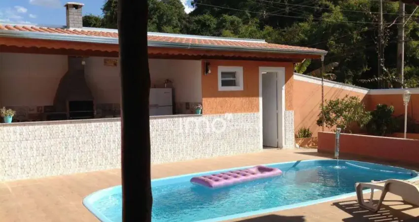 Casa no Caxambu 300m² A.T Sala ampla  e TV, cozinha com armários, 1 dormitório , 1wc, área gourmet , piscina, horta  *NÃO FINANCIA*  Não  Permuta