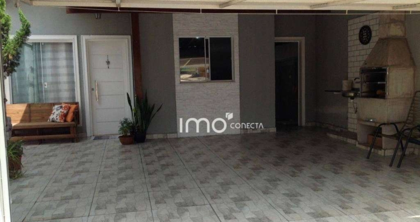 Vende se Casa no Jardim Marambaia 3 quartos sendo 1 suíte, churraqueira, área de serviço, garagem coberta para 2 veículos , 120m² A. C.  150m² A. T.