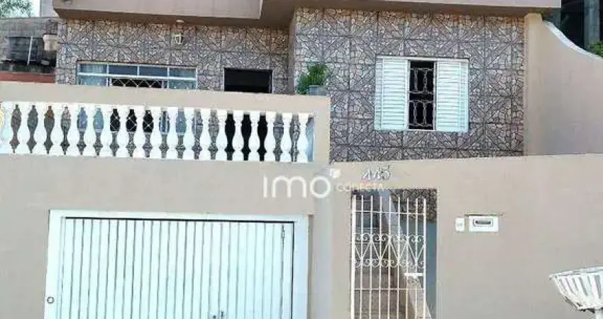 Vende se Casa Sobrado no Bairro M. de Fátima em Várzea Paulista - Não financia-  R$  450.000