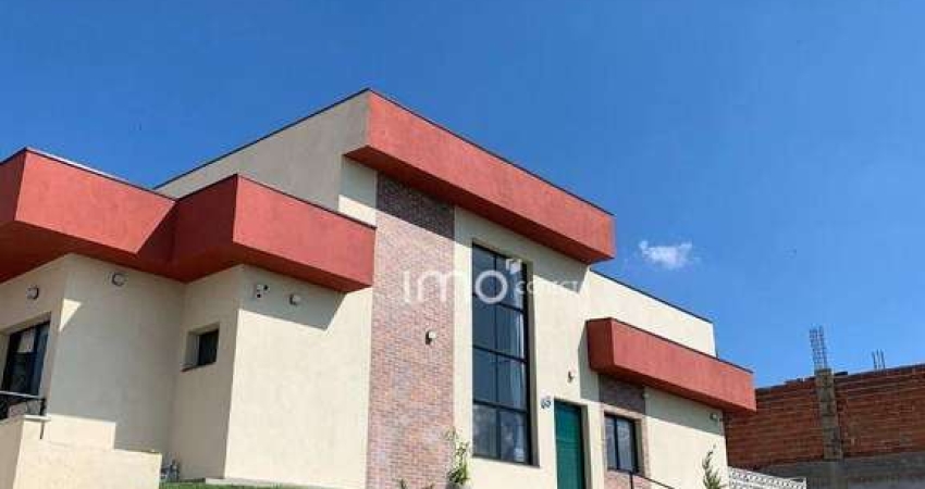 Casa à Venda no Condomínio Montes Claros em Itupeva - 900m² de Terreno - 177m² de Construção  4 Quartos  R$ 1.770.000