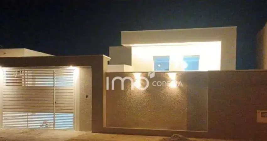 Casa Comercial e Residencial na Vila Vioto próxima à Rua do Retiro  300m² de Terreno, reformada,  3 quartos, 2 Vagas  R$ 1.100.000