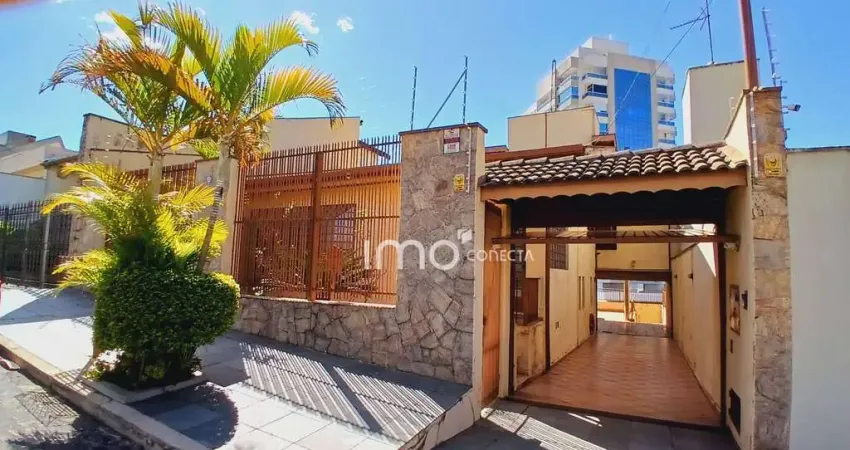 Vende se Casa no  Jardim Paulista ao lado do Jundiaí Shopping 300m² - 4 Quartos - 6 Vagas - Salão de Jogos- Área Gourmet -  R$  1.250.000