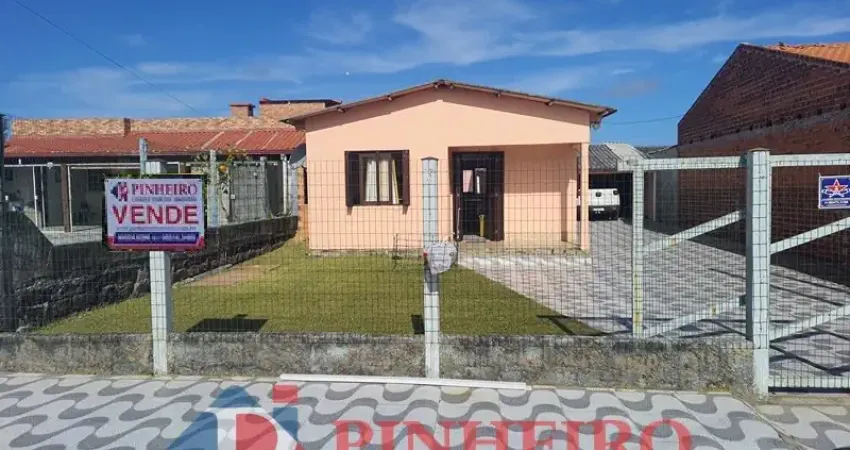 Realize o Sonho da Casa na Praia – Apenas 100m do Mar! Oportunidade Única!