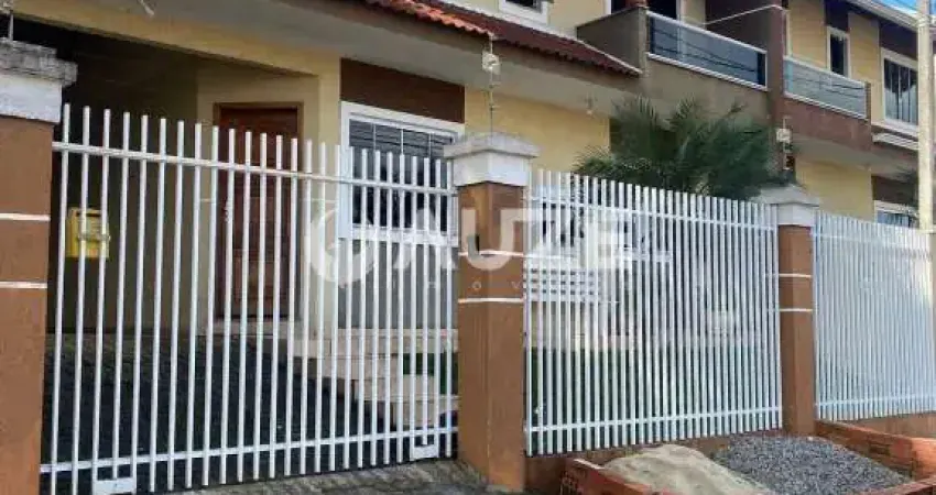 Excelente Sobrado à Venda no Parque da Fonte em São José dos Pinhais
