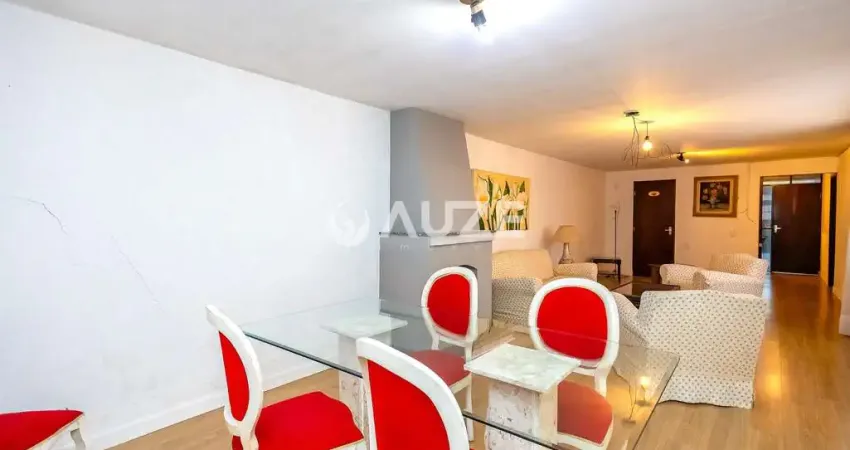 Excelente casa ampla com 4 quartos sendo 02 suites no seminario