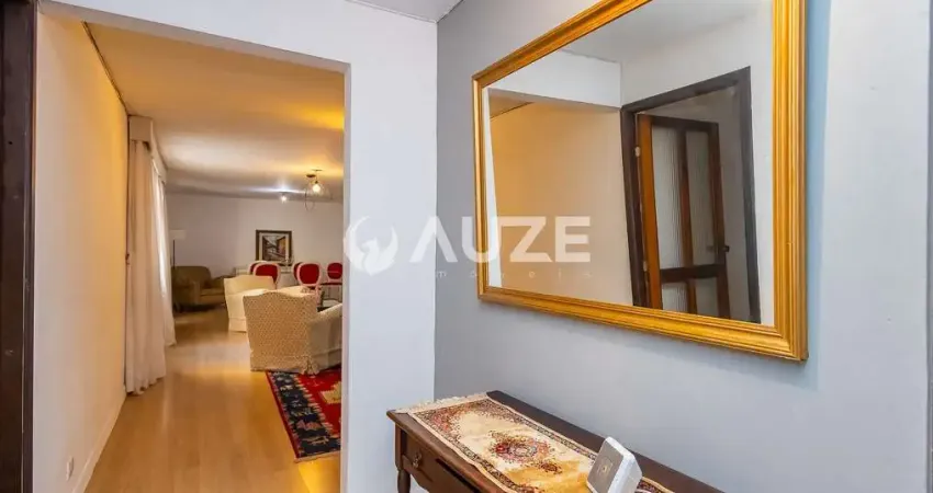 EXCELENTE CASA  AMPLA E TERREA COM 4 QUARTOS SENDO 02 SUITES NO SEMINARIO - PROXIMO AO COLEGIO BOM