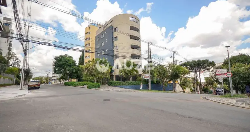 Apartamento com 4 suítes  no Batel Soho